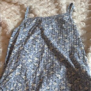 girls blue flower tank top cropped
